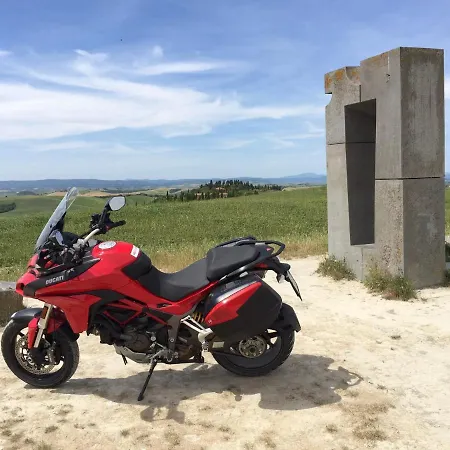 Podere Il Granaio - Crete Senesi - Tuscany *