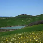 Podere Il Granaio - Crete Senesi - Tuscany Hébergement de vacances *