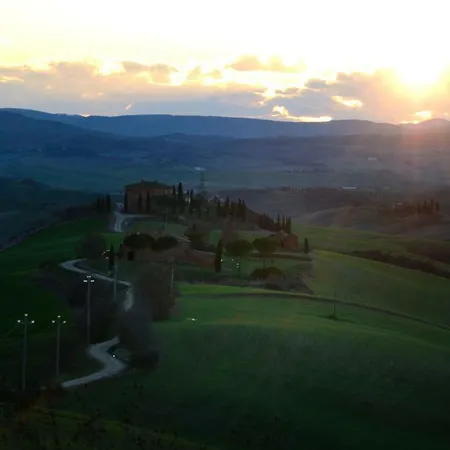 Podere Il Granaio - Crete Senesi - Tuscany Casa vacanze Siena
